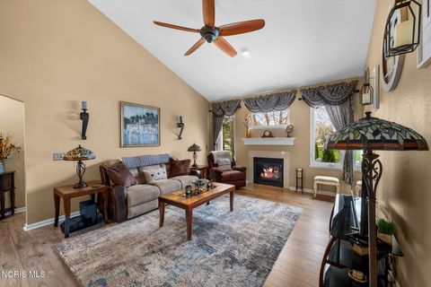 Tiny photo for 622 Crystal Lake Drive, Holland, OH 43528 (MLS # 10006243)