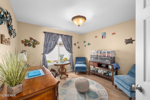 Tiny photo for 622 Crystal Lake Drive, Holland, OH 43528 (MLS # 10006243)