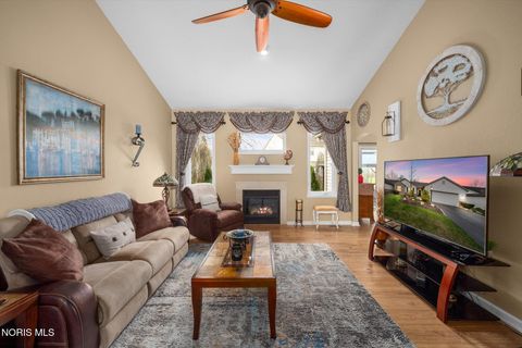 Tiny photo for 622 Crystal Lake Drive, Holland, OH 43528 (MLS # 10006243)