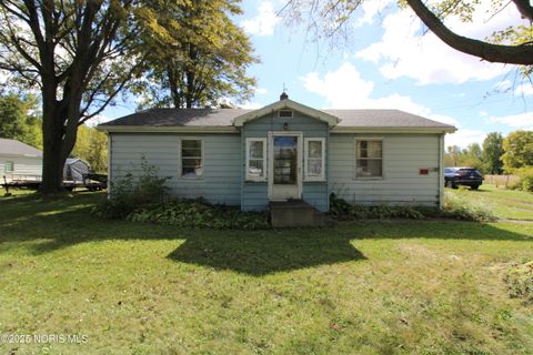Tiny photo for 5084 W Fremont Road, Port Clinton, OH 43452 (MLS # 10000251)