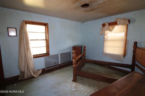 Tiny photo for 5084 W Fremont Road, Port Clinton, OH 43452 (MLS # 10000251)