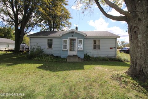 Tiny photo for 5084 W Fremont Road, Port Clinton, OH 43452 (MLS # 10000251)
