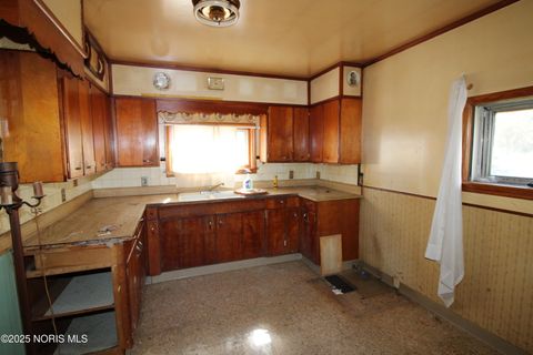 Tiny photo for 5084 W Fremont Road, Port Clinton, OH 43452 (MLS # 10000251)