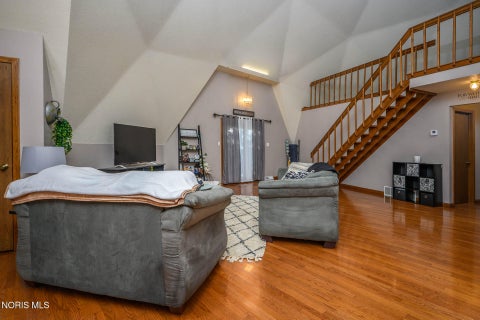 Tiny photo for 624 Marilyn Drive, Rossford, OH 43460 (MLS # 10013479)