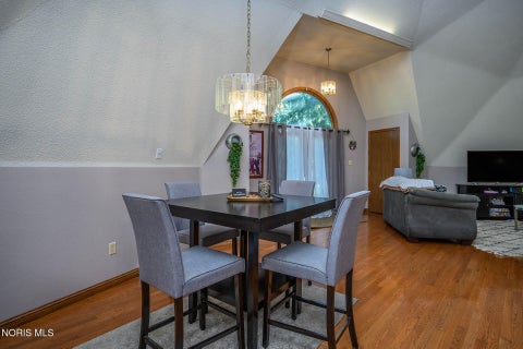 Tiny photo for 624 Marilyn Drive, Rossford, OH 43460 (MLS # 10013479)