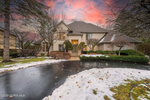 Photo of 4810 Forest Hill Drive, Toledo, OH 43623 (MLS # 10001838)