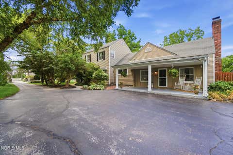 Tiny photo for 24870 W River Road, Perrysburg, OH 43551 (MLS # 10009564)