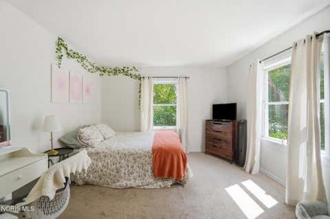 Tiny photo for 24870 W River Road, Perrysburg, OH 43551 (MLS # 10009564)