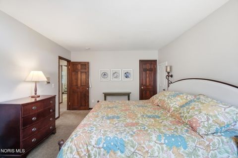 Tiny photo for 24870 W River Road, Perrysburg, OH 43551 (MLS # 10009564)