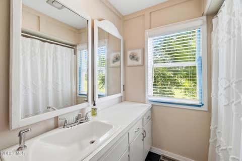Tiny photo for 24870 W River Road, Perrysburg, OH 43551 (MLS # 10009564)