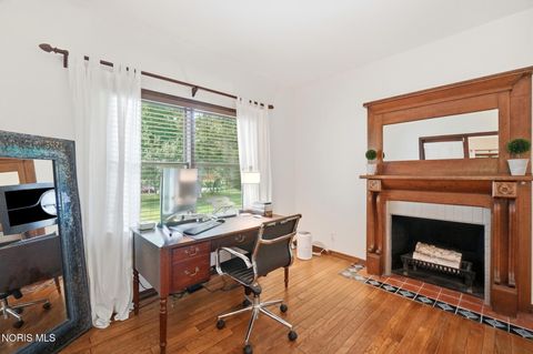 Tiny photo for 24870 W River Road, Perrysburg, OH 43551 (MLS # 10009564)
