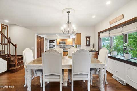 Tiny photo for 24870 W River Road, Perrysburg, OH 43551 (MLS # 10009564)