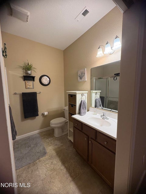 Tiny photo for 1756 Brooklynn Park, Toledo, OH 43615 (MLS # 10014067)