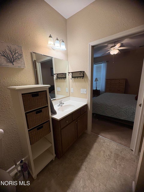 Tiny photo for 1756 Brooklynn Park, Toledo, OH 43615 (MLS # 10014067)