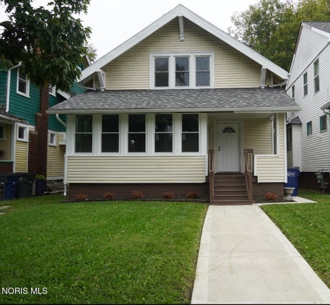 Photo of 1436 Goodale Avenue, Toledo, OH 43606 (MLS # 10013838)