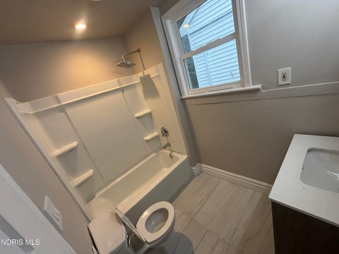 Tiny photo for 1436 Goodale Avenue, Toledo, OH 43606 (MLS # 10013838)