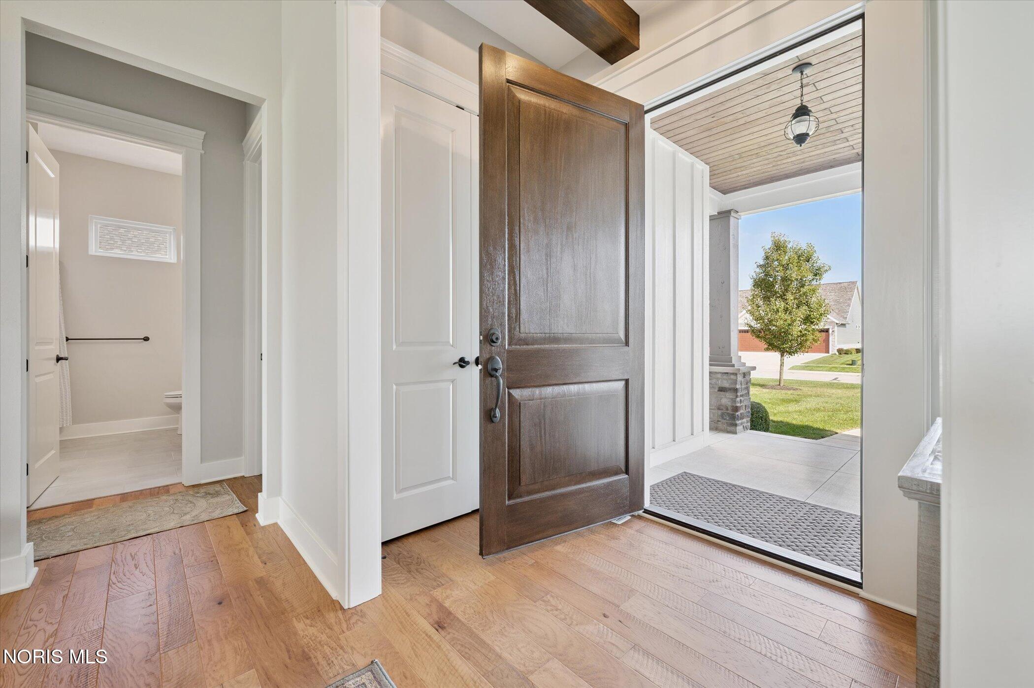 5629 Mallard Pointe Lane