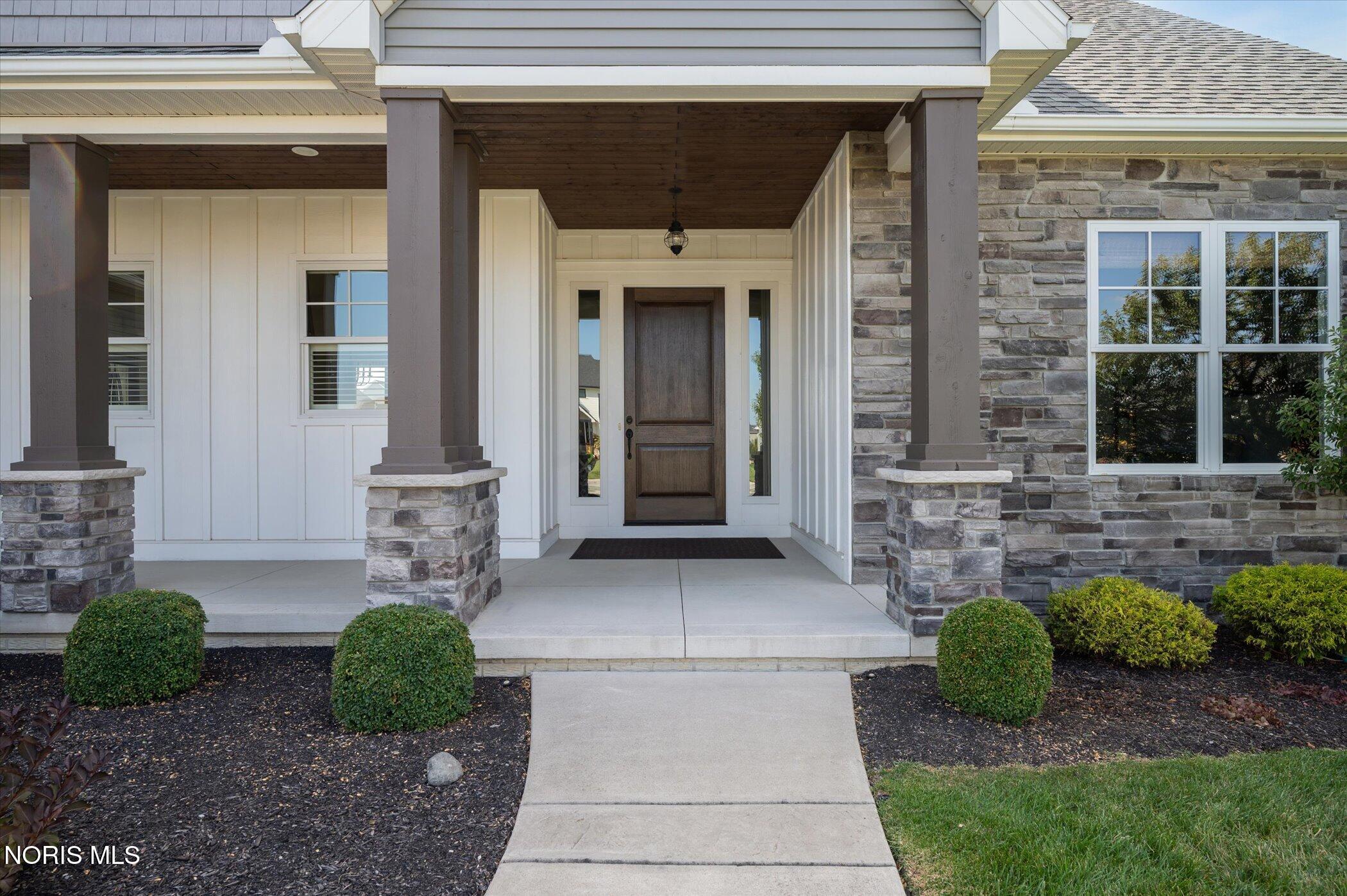 5629 Mallard Pointe Lane