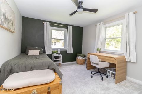 Tiny photo for 857 E Linfoot Street, Wauseon, OH 43567 (MLS # 10007197)
