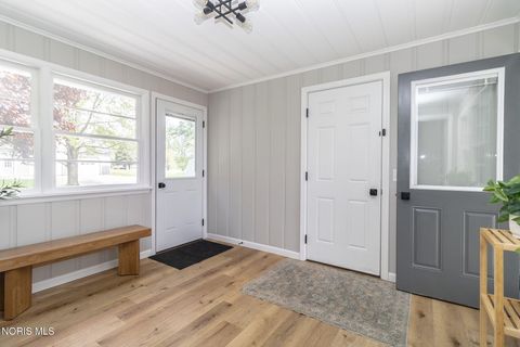 Tiny photo for 857 E Linfoot Street, Wauseon, OH 43567 (MLS # 10007197)