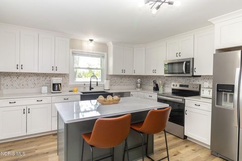 Tiny photo for 857 E Linfoot Street, Wauseon, OH 43567 (MLS # 10007197)
