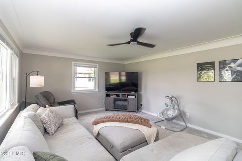 Tiny photo for 857 E Linfoot Street, Wauseon, OH 43567 (MLS # 10007197)