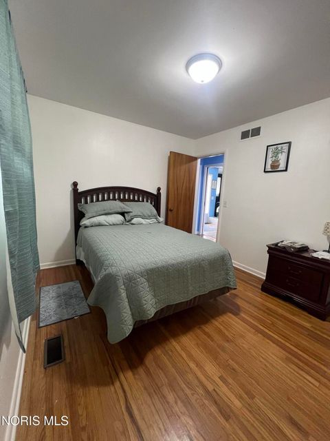 Tiny photo for 3445 Woodley Road, Toledo, OH 43606 (MLS # 10011036)