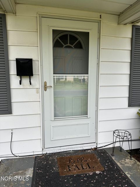 Tiny photo for 2225 Paradise Avenue, Toledo, OH 43613 (MLS # 10007549)