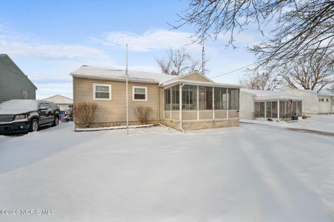 Tiny photo for 5053 Ford Avenue, Toledo, OH 43612 (MLS # 10003288)