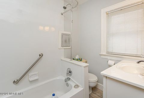 Tiny photo for 4156 Harris Street, Toledo, OH 43613 (MLS # 10003419)