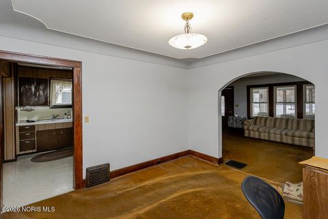 Tiny photo for 4156 Harris Street, Toledo, OH 43613 (MLS # 10003419)