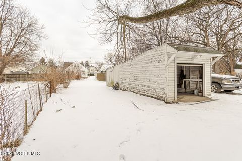 Tiny photo for 4156 Harris Street, Toledo, OH 43613 (MLS # 10003419)