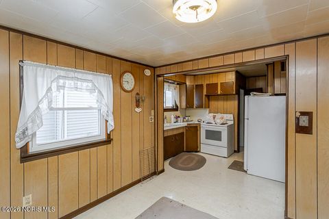 Tiny photo for 4156 Harris Street, Toledo, OH 43613 (MLS # 10003419)