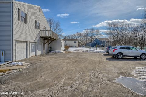 Tiny photo for 160 Quail Road #28, Perrysburg, OH 43551 (MLS # 10004158)