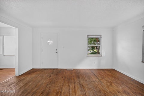 Tiny photo for 4703 Vermaas Avenue, Toledo, OH 43612 (MLS # 10013969)