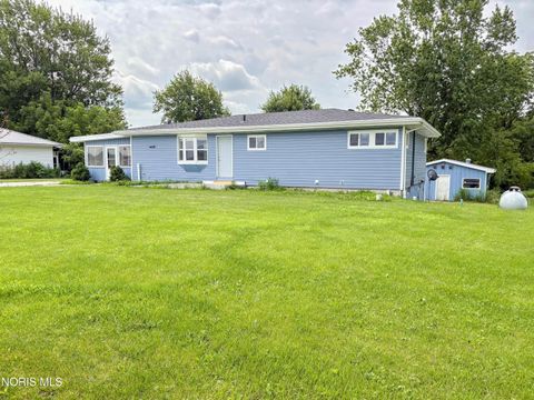 Tiny photo for 15330 W State Route 105, Elmore, OH 43416 (MLS # 10010368)