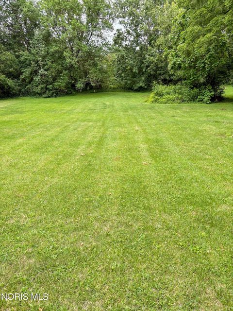 Tiny photo for 15330 W State Route 105, Elmore, OH 43416 (MLS # 10010368)