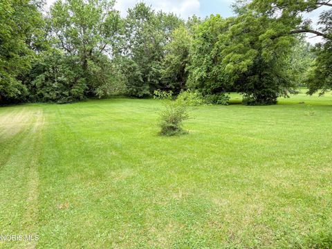 Tiny photo for 15330 W State Route 105, Elmore, OH 43416 (MLS # 10010368)