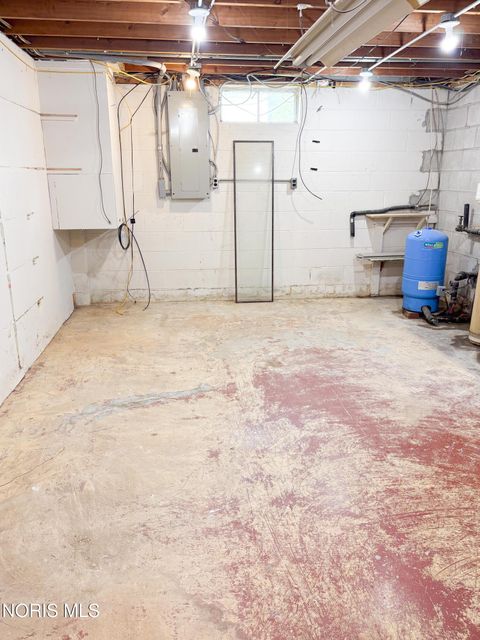 Tiny photo for 15330 W State Route 105, Elmore, OH 43416 (MLS # 10010368)