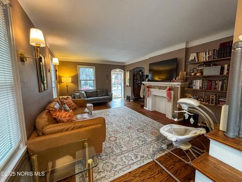 Tiny photo for 3856 Wallwerth Drive, Toledo, OH 43612 (MLS # 10002200)