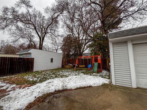 Tiny photo for 3856 Wallwerth Drive, Toledo, OH 43612 (MLS # 10002200)