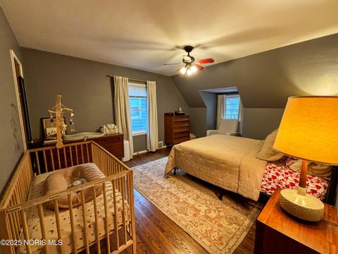 Tiny photo for 3856 Wallwerth Drive, Toledo, OH 43612 (MLS # 10002200)