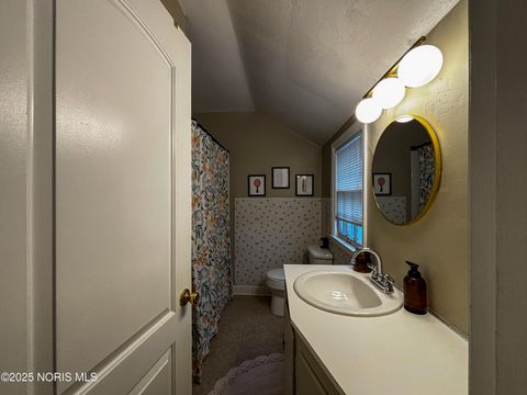 Tiny photo for 3856 Wallwerth Drive, Toledo, OH 43612 (MLS # 10002200)