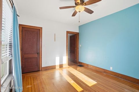 Tiny photo for 656 S Main Street, Bluffton, OH 45817 (MLS # 10001650)