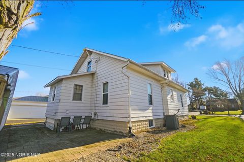 Tiny photo for 656 S Main Street, Bluffton, OH 45817 (MLS # 10001650)