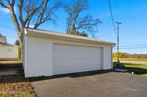 Tiny photo for 656 S Main Street, Bluffton, OH 45817 (MLS # 10001650)