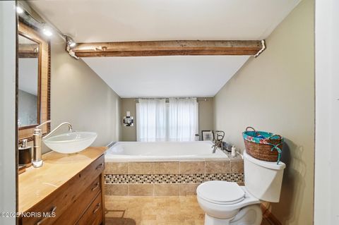 Tiny photo for 656 S Main Street, Bluffton, OH 45817 (MLS # 10001650)