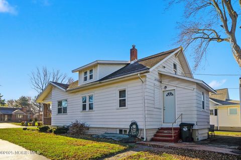 Tiny photo for 656 S Main Street, Bluffton, OH 45817 (MLS # 10001650)