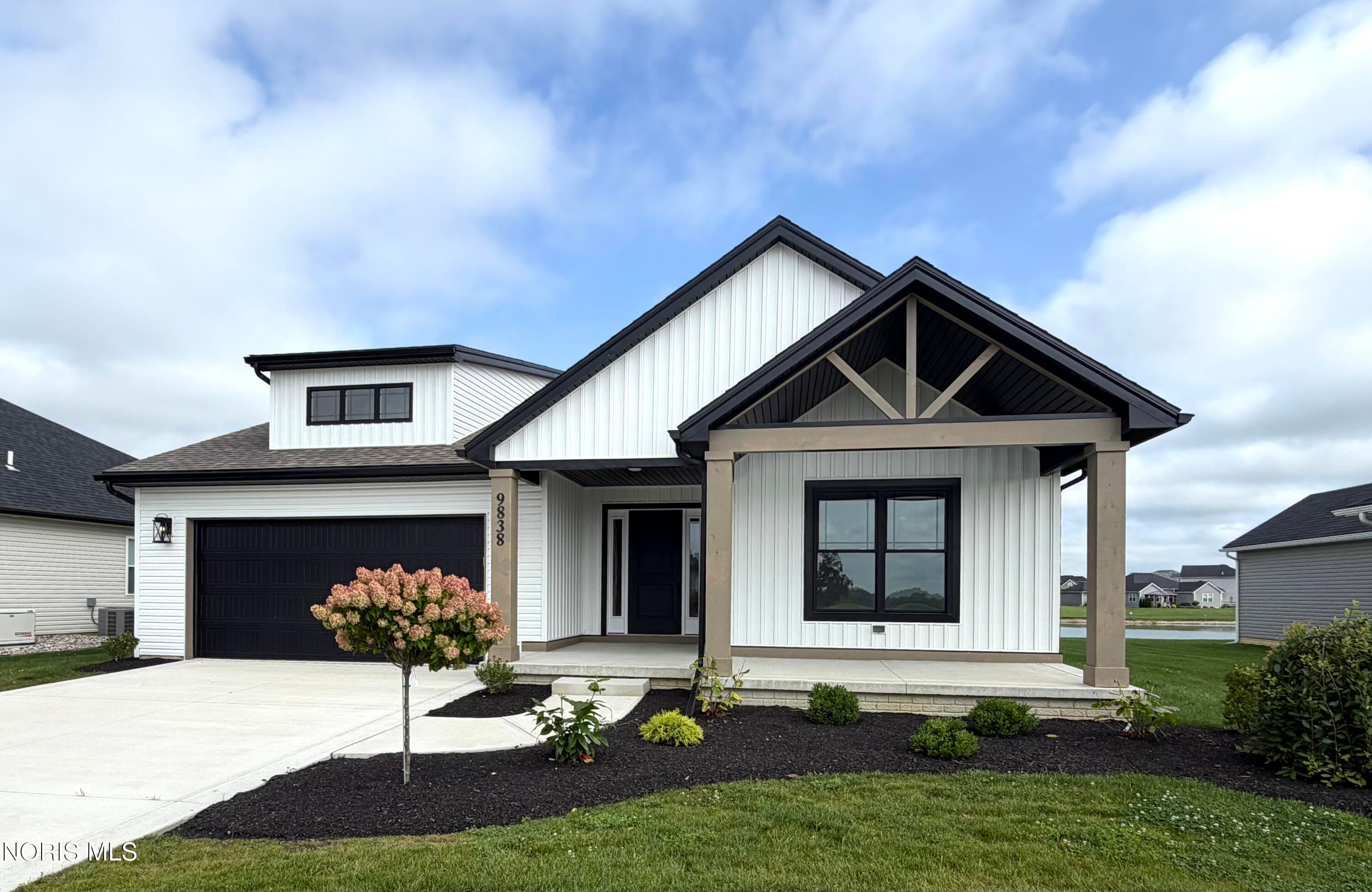 9838 Featherwood Lane