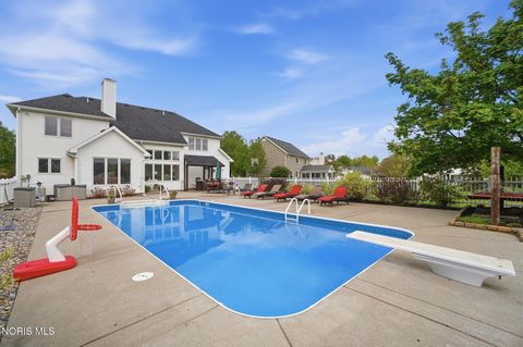 Tiny photo for 319 Valley Lane, Perrysburg, OH 43551 (MLS # 10007244)